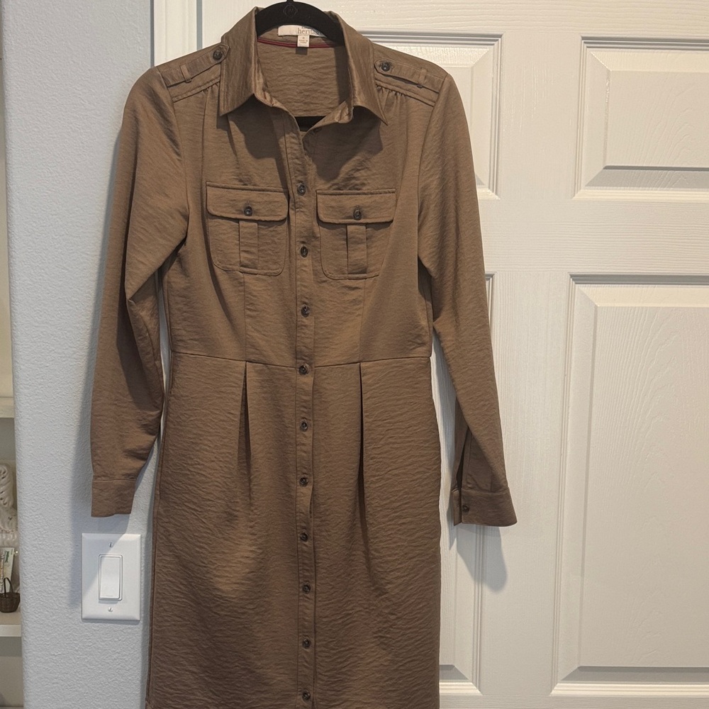 Elegant Brown Button-Up Dress Banana Republic